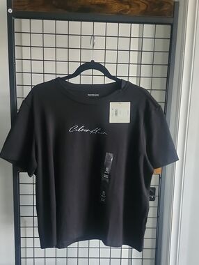 Calvin Klein Women’s Black Short Sleeve Crewneck Tee with Script Logo